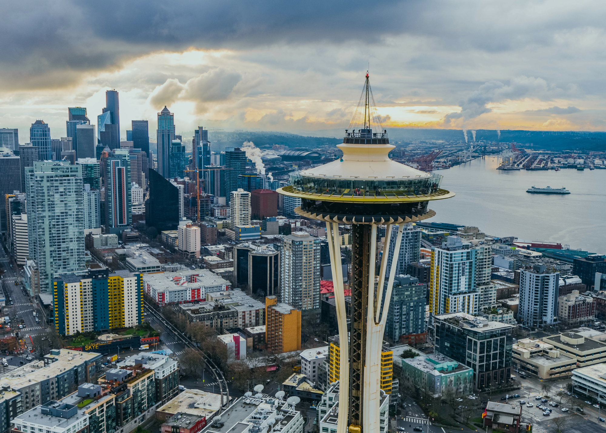 Explore 2025 Washington first-time homebuyer programs, down payment assistance, and grants to help you buy a home with affordable mortgage options.