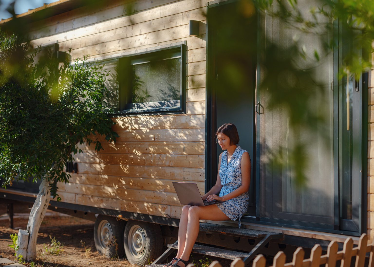 Explore tiny home financing options in 2025. Learn about personal loans, RV loans, builder financing, and cash to make your tiny house dream a reality.