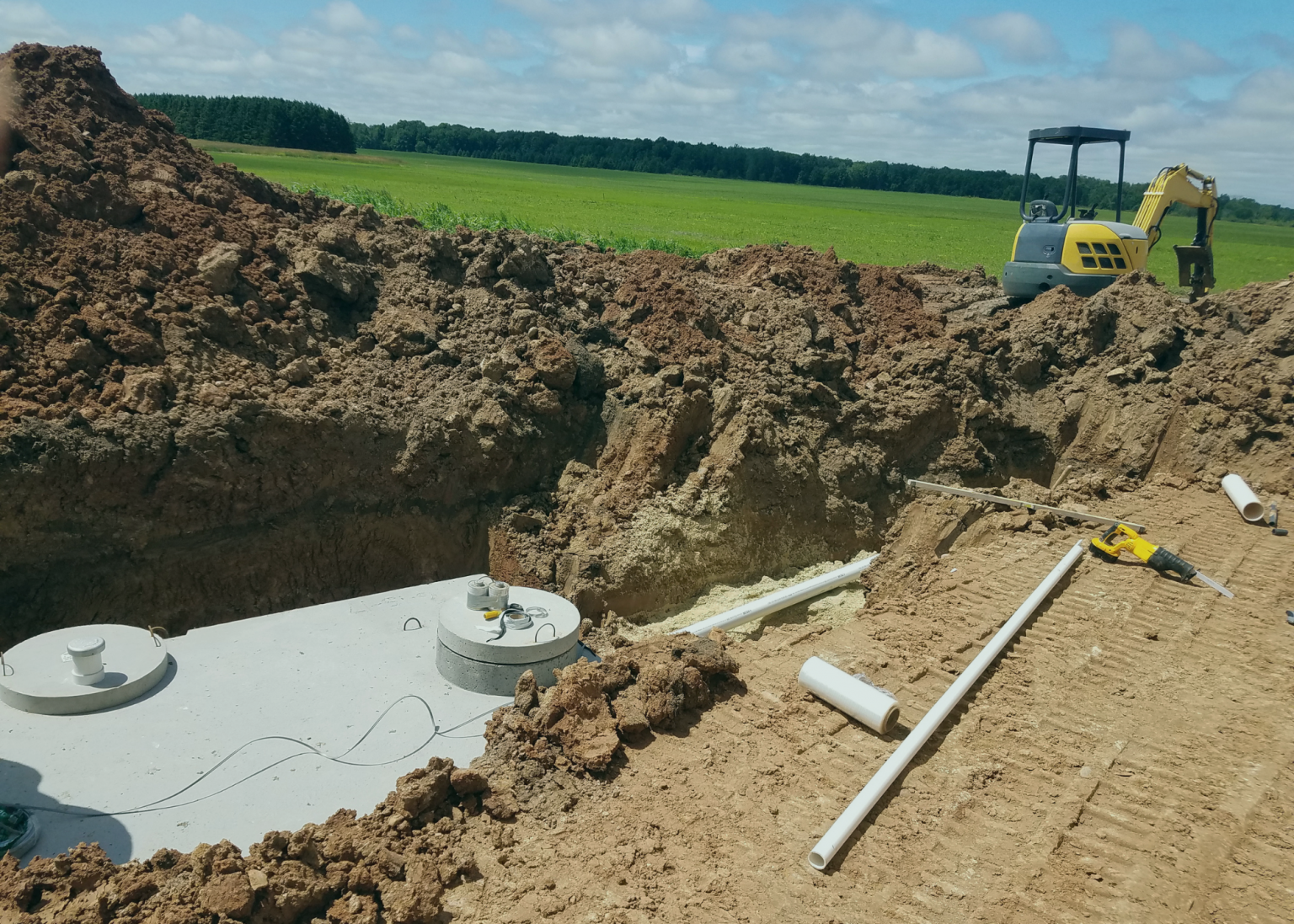 Learn conventional, FHA, VA, and USDA well and septic requirements for mortgages in 2025. Tips for buying a home with a private well or septic system.