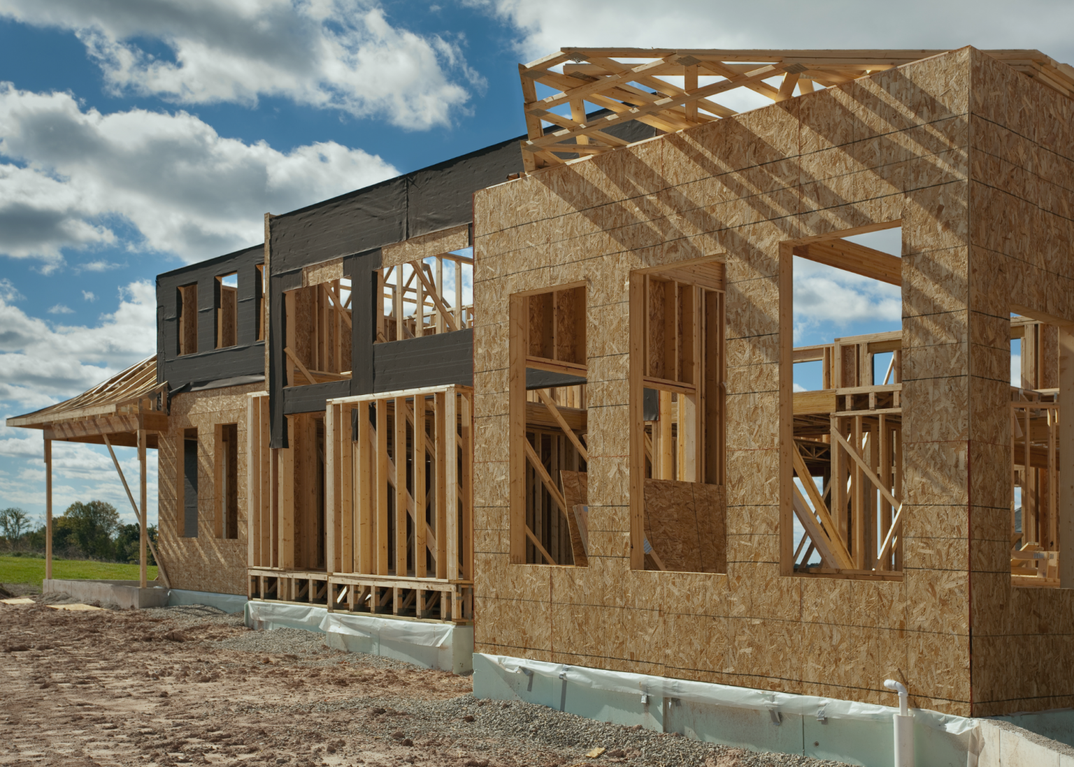 Builder discount mortgage rates can lower payments on new homes, but risks exist. Learn how builder incentives work and when they make sense for buyers.