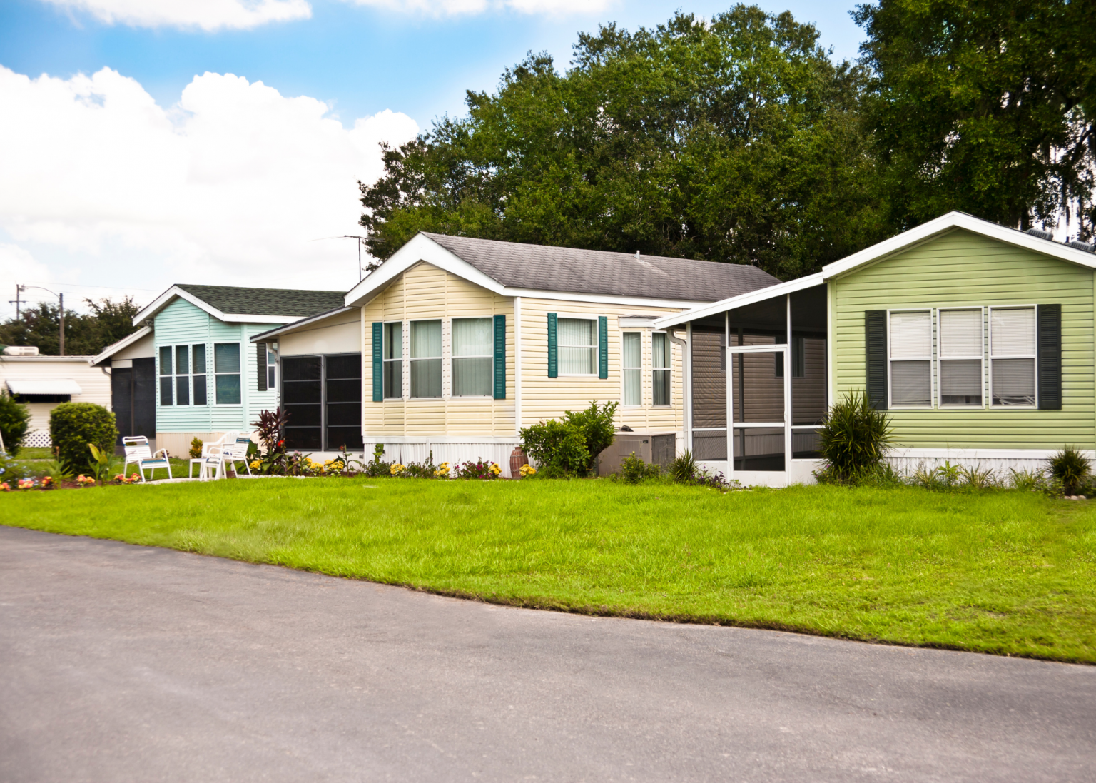 Learn what happens if a buyer’s financing falls through, common reasons loans get denied, and steps sellers can take to relist and close successfully.